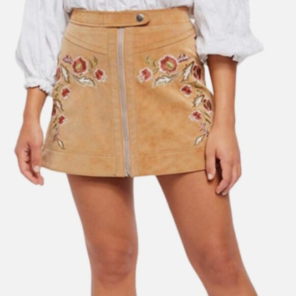 FREE PEOPLE Alanis Moto Mini Skirt Size 6 Embroidered Boho Western Cowgirl - Picture 2 of 9